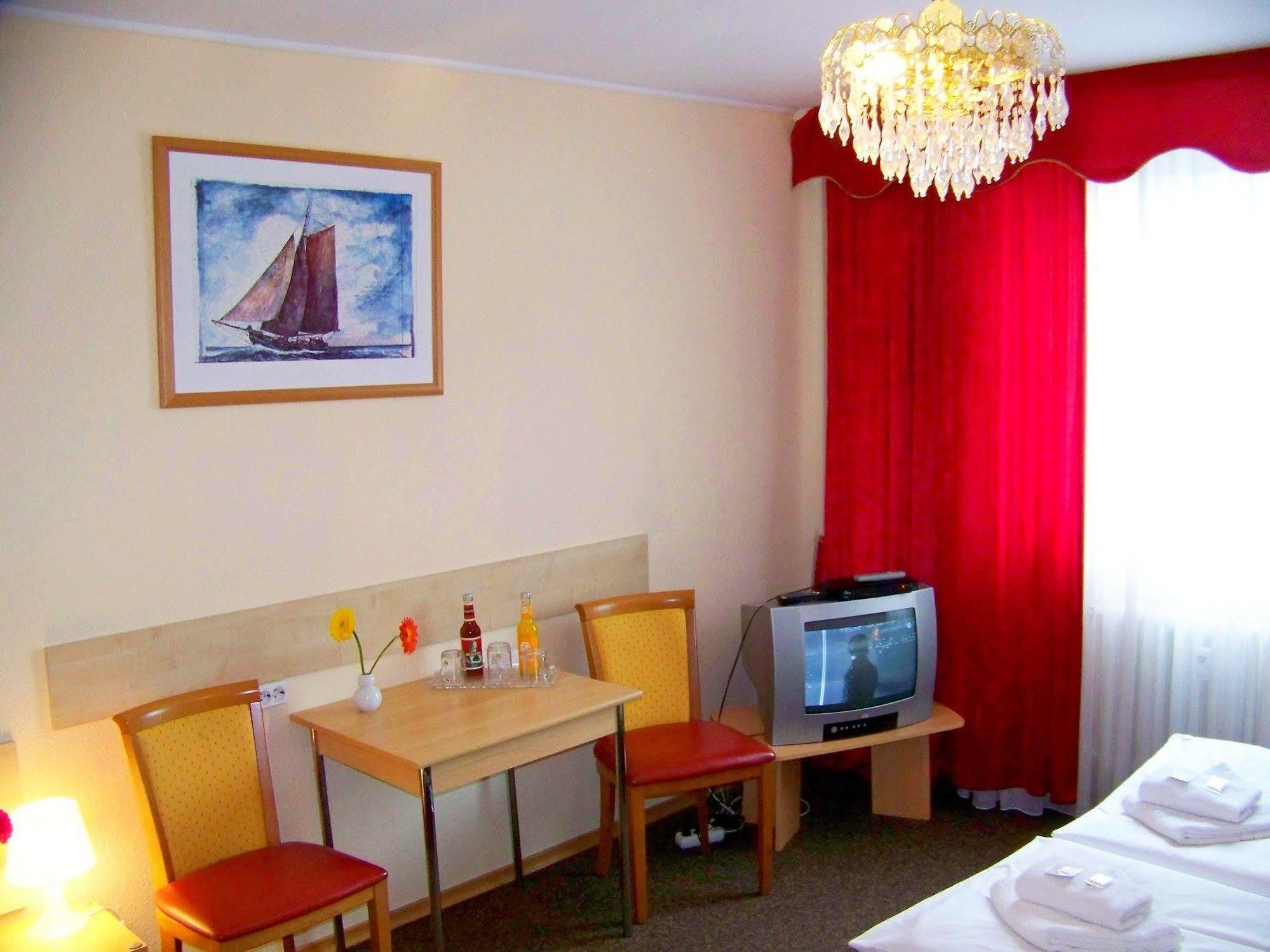 Amadeus Am Kurfurstendamm Hotel 3*