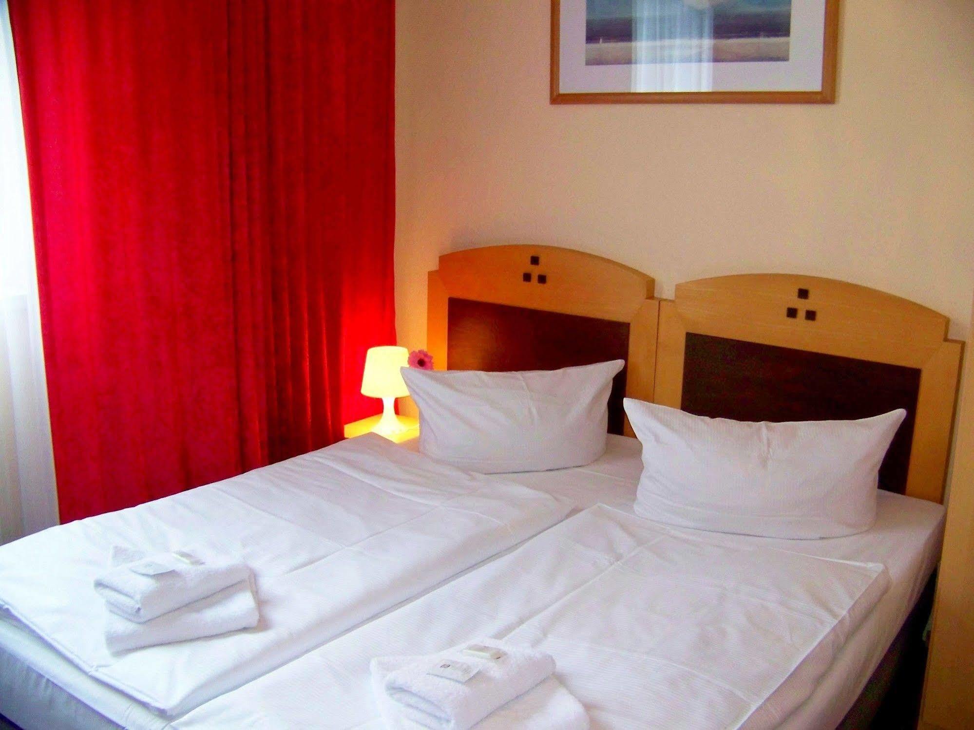 Amadeus Am Kurfurstendamm Hotel 3*